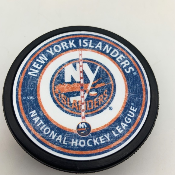 Vintage New York Islanders National Hockey League Collectible Puck - Picture 2 of 10